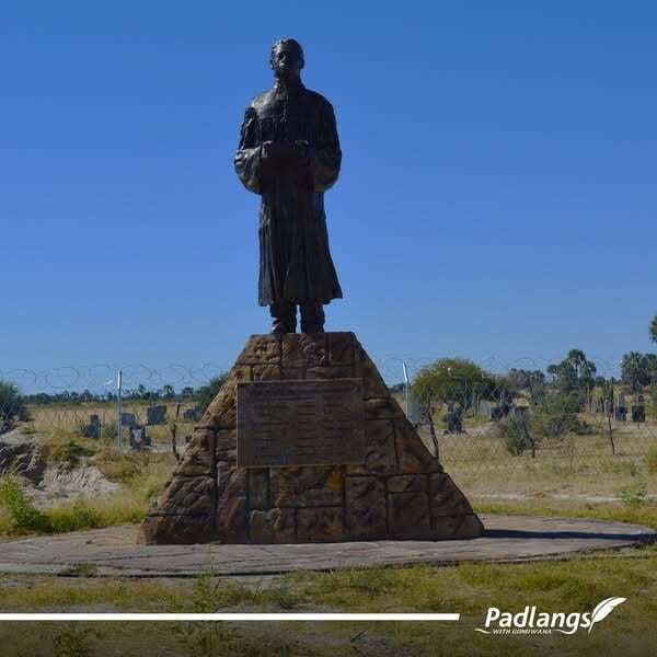 Statue at Omandono, Ondonga, Namibia